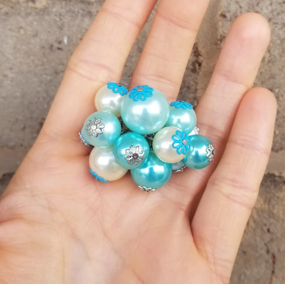 Blue Pearl Cluster Statement Ring Chunky Beaded Stretch Ring